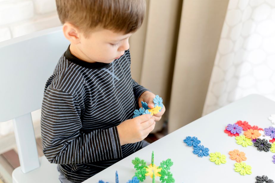 ¿Cuáles son las mejores maneras de ayudar al desarrollo del cerebro de un bebé o un niño menor de 2 años?